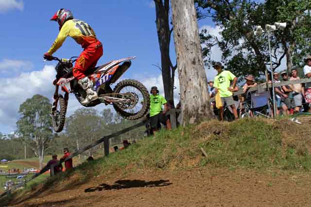 long-mxd-rd1 JDR/KTM opens MX Nationals account at Conondale