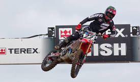 PR: Reed Leads Phillip Island Supercross Start to Finish in Front of Record MotoGP Crowds