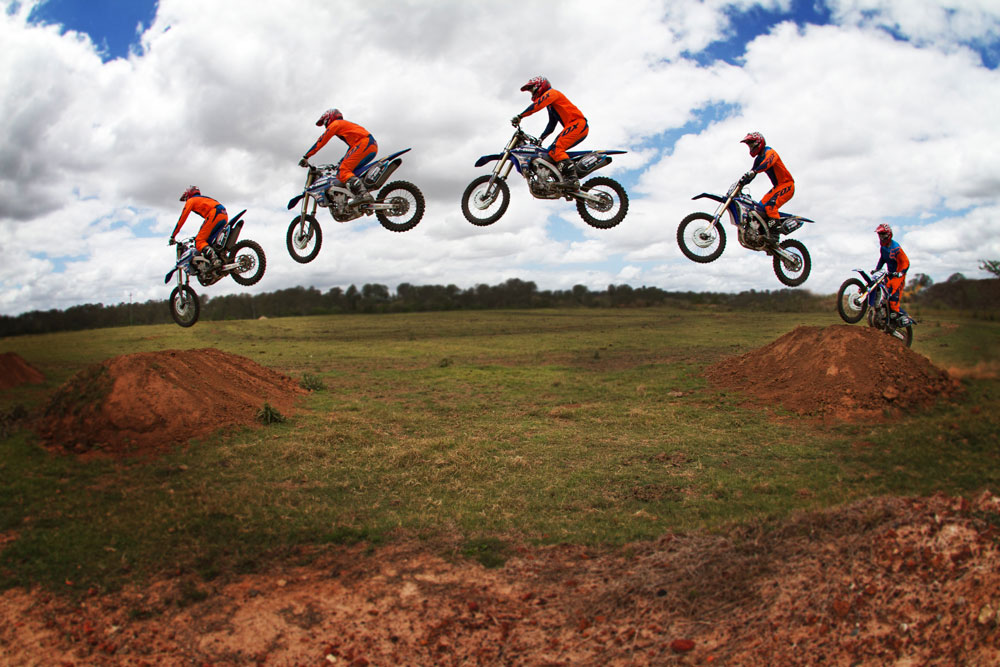 Motocross Riding Tip: Jumping Doubles