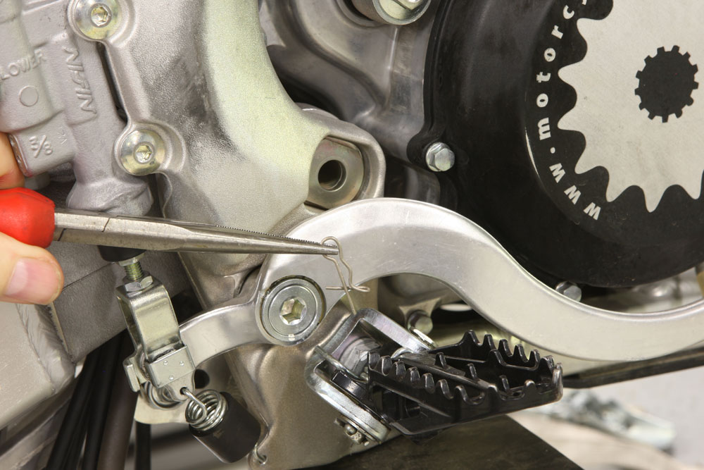 Tech Tip: Replacing Your Footpegs