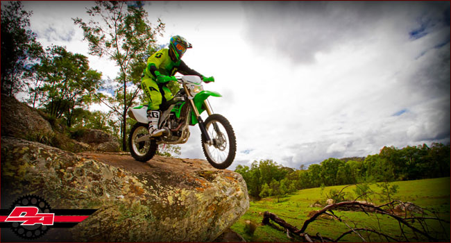 Trail Riding Tip: 8 TIPS TO TACKLE BIG DROPS