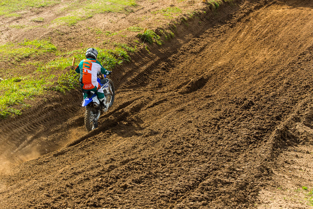 Straight-line-ruts