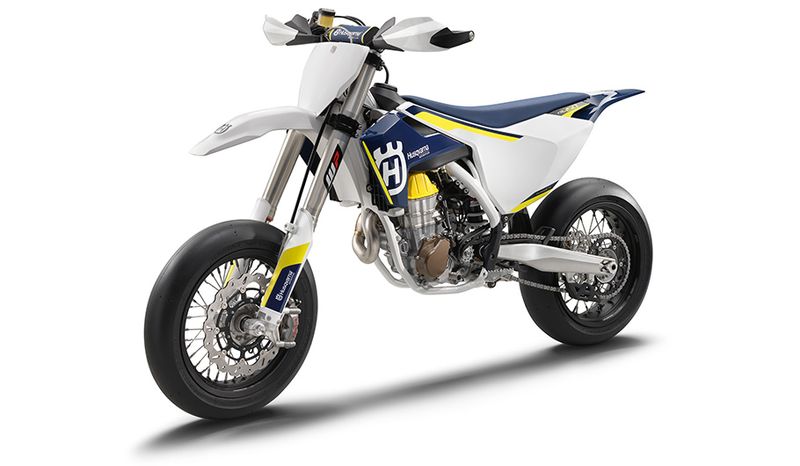 Husqvarna_450_FS_front_left-web_b52d37dac5