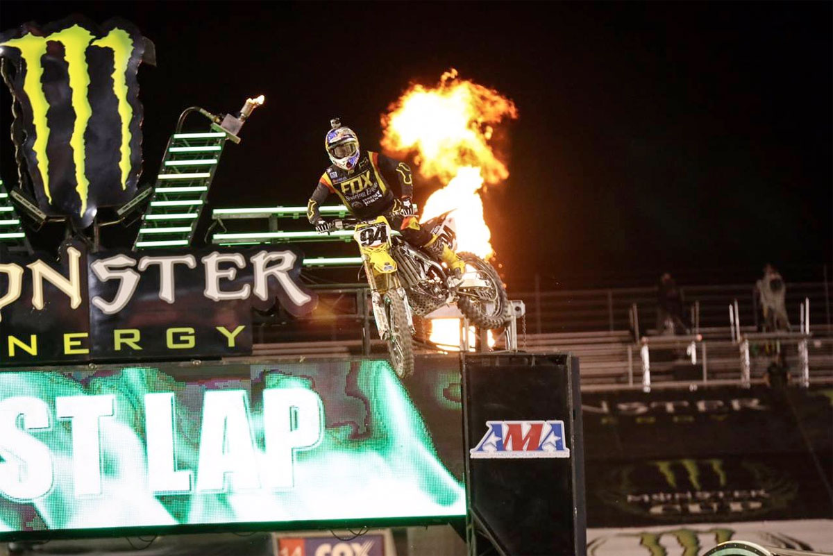 Ken Roczen wins the 2015 Monster Energy Cup Ken Roczen wins the 2015 Monster Energy Cup
