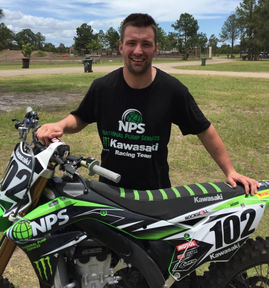 Matt Moss and his new Kawasaki KX450F Matt Moss and his new Kawasaki KX450F