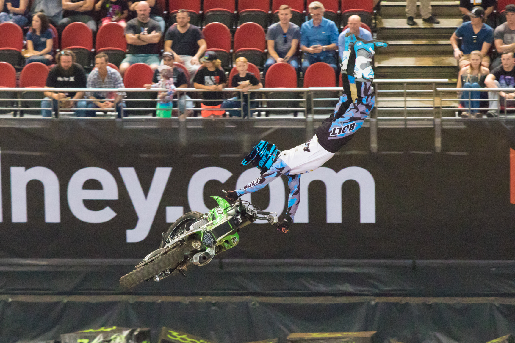 1Q2A4353 FMX Added to Formula 1 Program at Albert Park