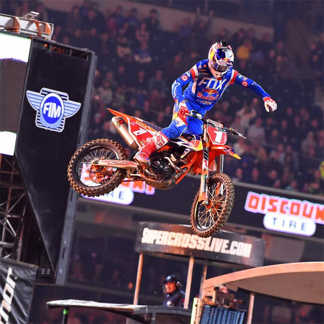 Ryan Dungey extends his championship lead - pic Cudby