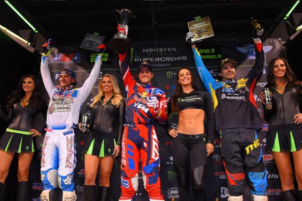 SX1 Podium | Photo credit: Cudby