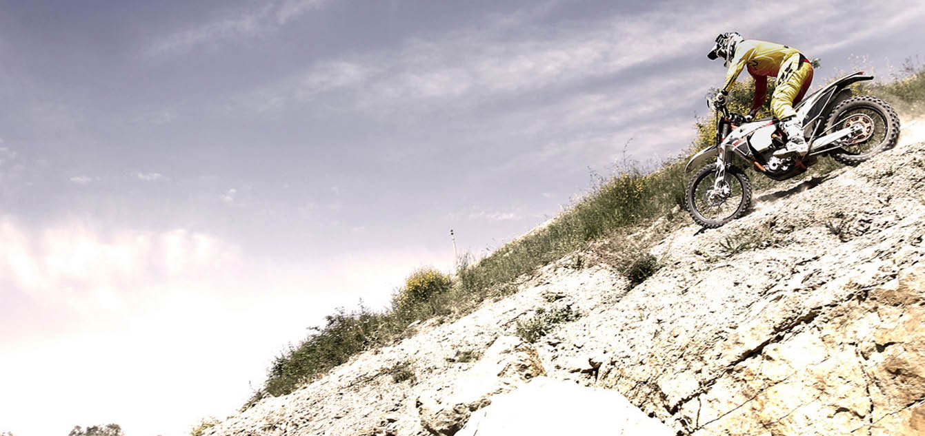 Downhill feature Downhill feature