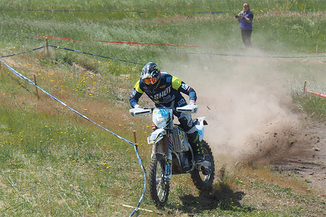 French Bellino qualifies first in Prologue at Yamaha A4DE