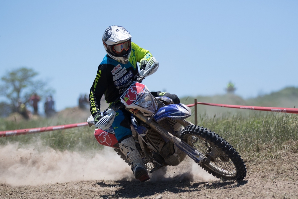 Jones and Green Score A4DE Class Victories