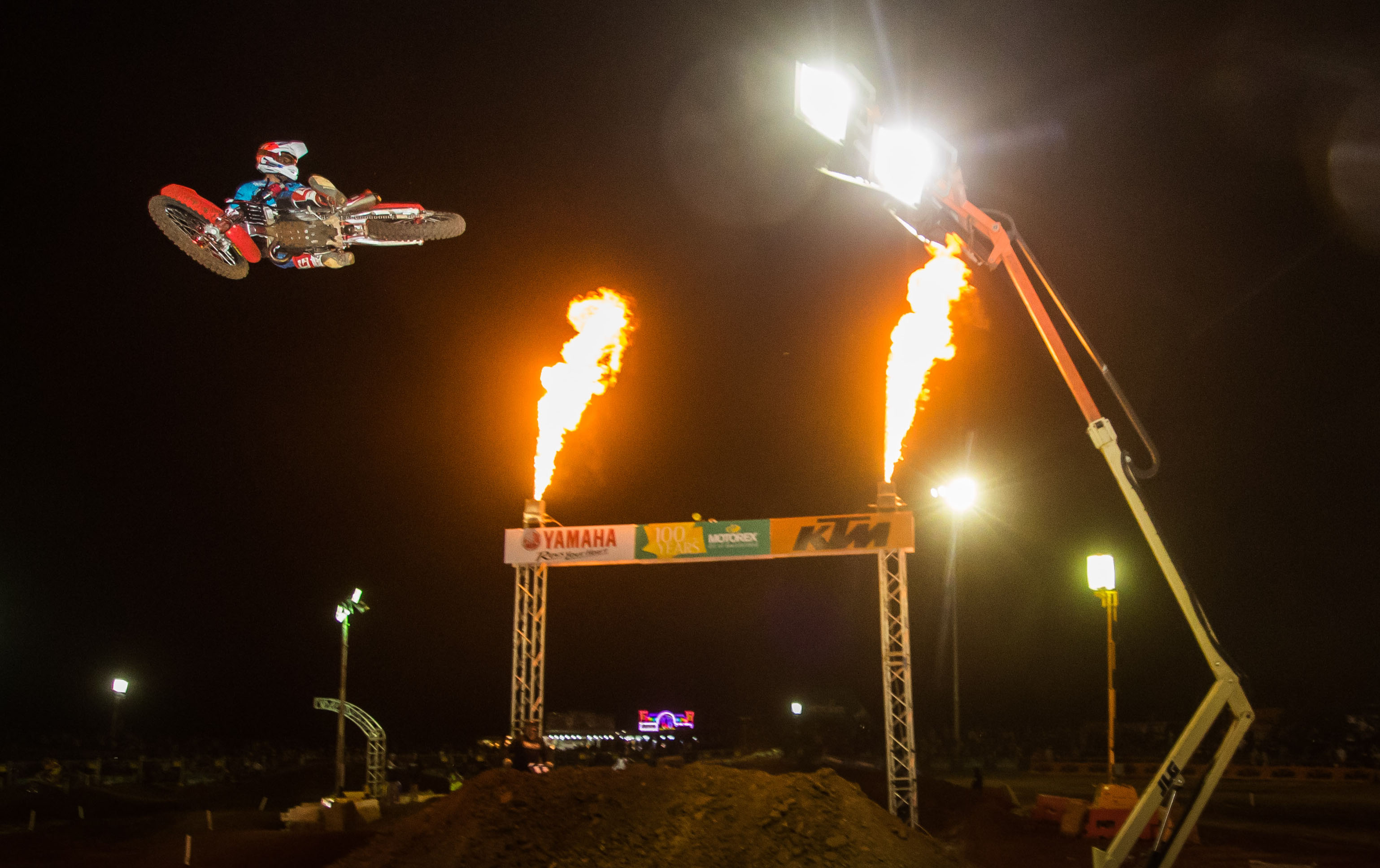 PHOTO GALLERY: AUSTRALIAN SUPERCROSS ROUND TWO