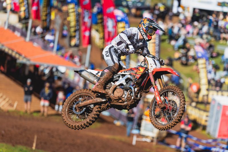 Mx1 Race 1