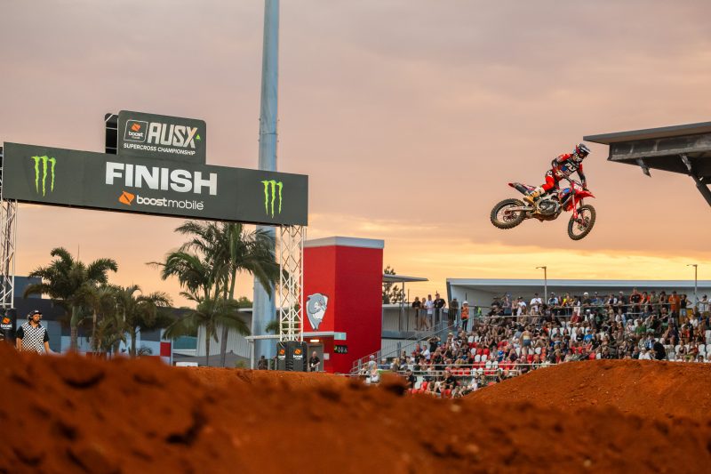 Ausx Redcliff Saturday Night 24