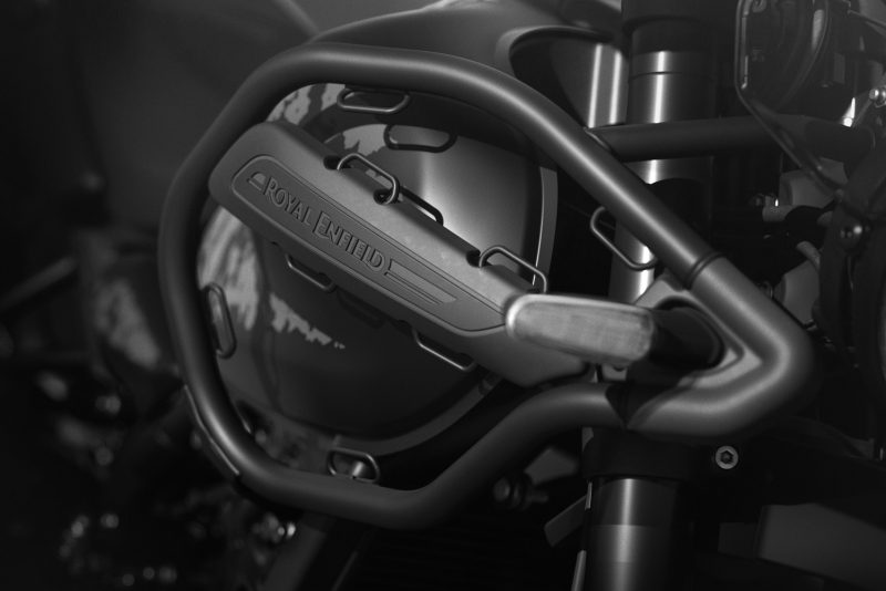 Himalayan 450 Mana Black Tank Bars