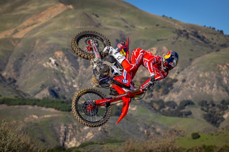 26 Jett Lawrence Action 55