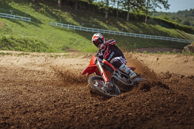 My27 Desmo250 Mx Dynamics 14