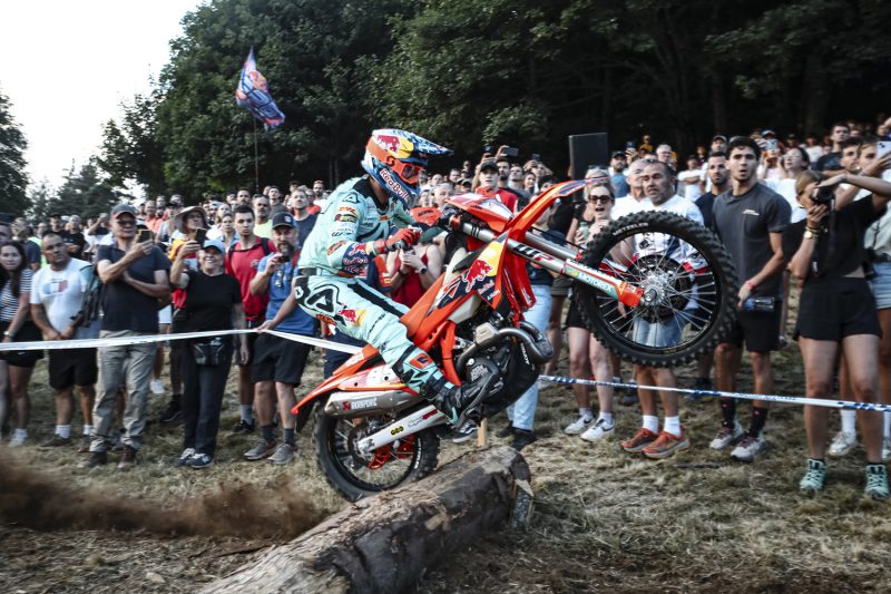 Red Bull Ktm Factory Racing 2026 Fim Endurogp World Championship Round 6 France 3